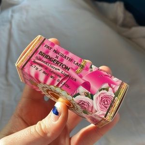 SatinAllure 495 Venuzian Peach